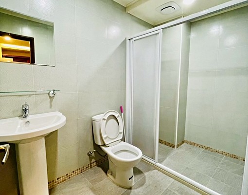 勝利國運中心旁/室內6坪大套房 - Image 3