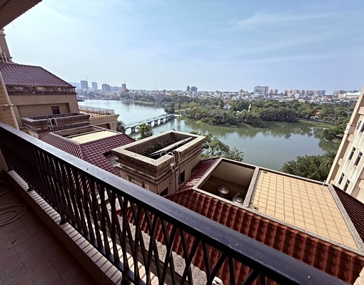 蓮池潭旁無敵景觀大3房/平面車位/一卡皮箱入住 - Image 14