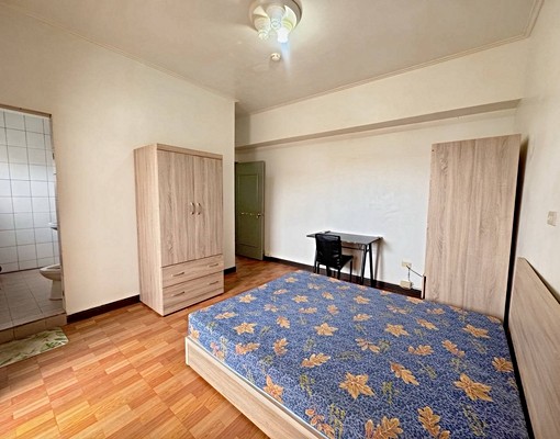 成大三房平車出租(可租補) - Image 8