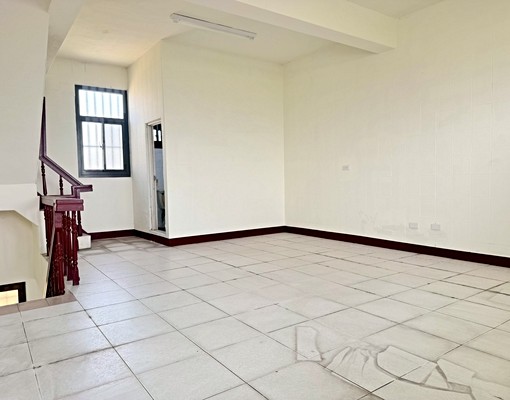 可申請補助/整棟透天空屋出租 - Image 12