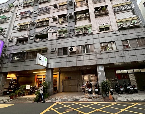 鳳山家樂福華廈大三房平車 - Image 12