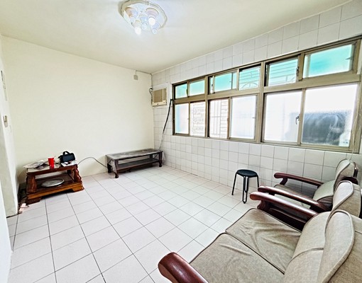 土城延吉商圈三房-全室水電更新，安全居住最安心❤️業務勿擾 - Image 1