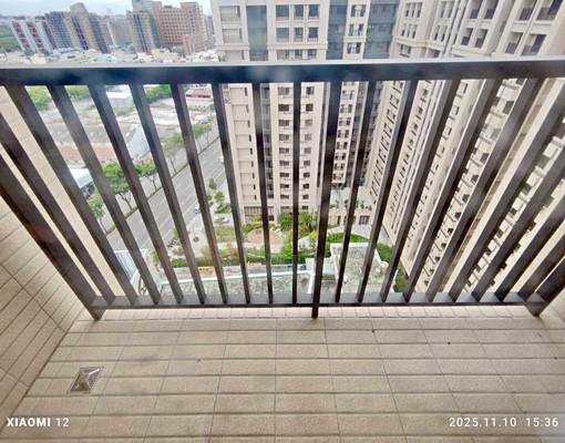 【烏日高鐵】三房平車/朝東採光/可租補(需傢俱可溝通) - Image 4