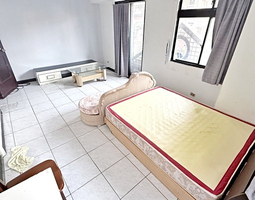 近捷運頂埔站【超值1+1房】寵物洽@管理員@垃圾代收@雙陽台 - Image 1