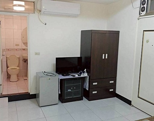 位市中心,交通便利,5分鐘上台北橋 - Image 6