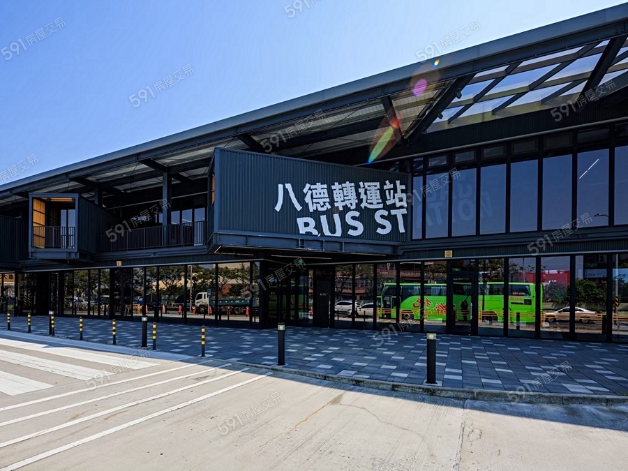 君臨美超環境圖