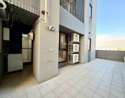 稀有露臺戶兩房💥近鹿峰夜市寵物友善✨️社會住宅可租補 - Image 13