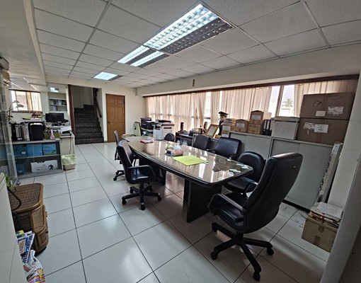 屏東市車站中山路2+3樓整層空間使用 - 591租屋網 - Image 1