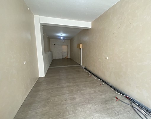 租-新崛江巷弄/熱鬧店住1樓+地下室 - Image 2