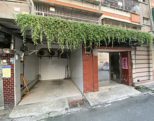 社宅免仲可租補,桃園前站稀有一樓戶3+1房含車位,機能超方便 - Image 11