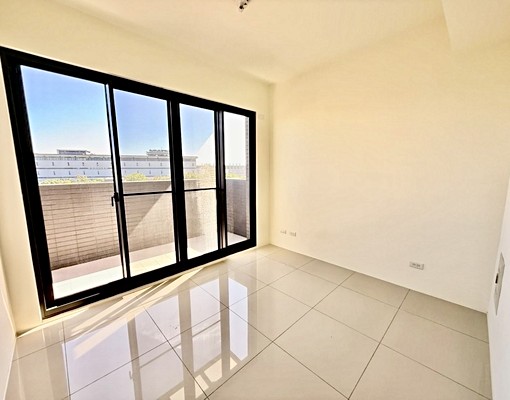 ✨新裝潢整棟透天✨稀有六房採光佳✅門前可放汽機車 - Image 11