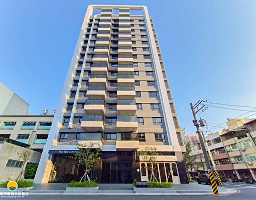 【富富🉐️正】巨蛋|蓮池潭|全新未住精美四改三房平車 - Image 1