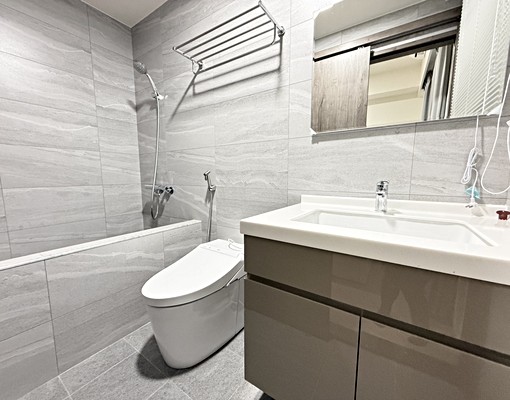 近巨城【綠盛世13】絕美兩房有車位|一卡皮箱即可入住 - Image 12