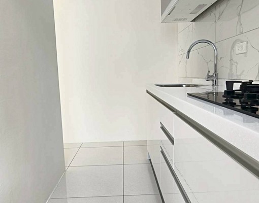 市區三房+車位、家具、家電+3000 - Image 5