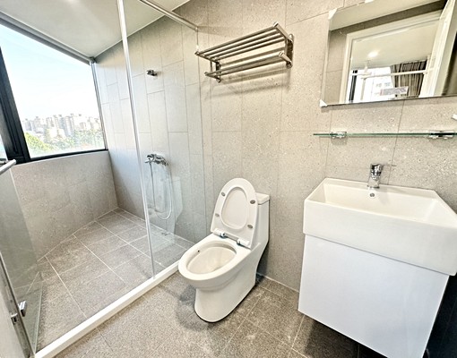 北區全新一房一廳雙租補報稅流理台電磁爐衛浴開窗陽台獨洗曬 - Image 8