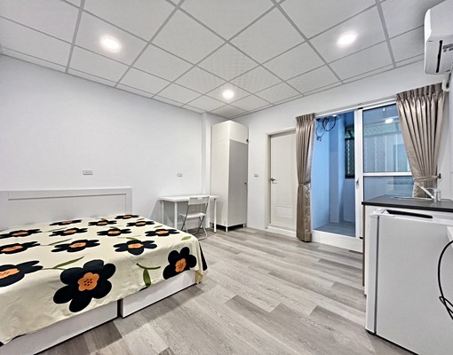 廣三百貨勤美誠品🌟木質地板🌟流理臺🌟陽台獨洗曬 - Image 2