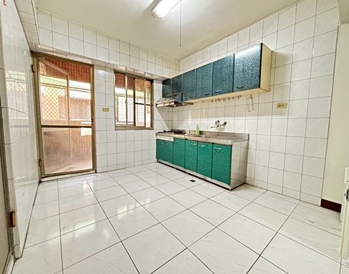 農16華夏電梯五樓😍可租補 - Image 6