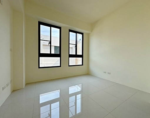 房仲言午許大村全新雙車位別墅整棟出租 - Image 13