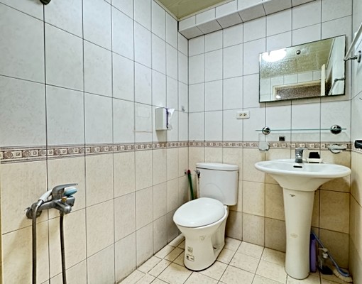 🌟楠梓德賢惠民商圈|近學區機能佳|優選大3房 - Image 9