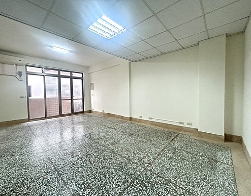 千霈租屋🧧《南屯區》文山九街4樓透天店住💥9房💥 - Image 3