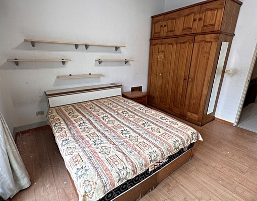 整棟稀有大空間五房│遮雨前院停車 - Image 5