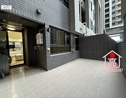 『啟富X亮❤️』稀有5F露臺2房❤️品牌家電,1樓停車好棒棒 - Image 1