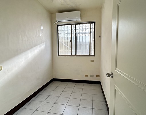 《屋主自租》低樓層三房二廳適合小家庭通風格局明亮機能佳 - Image 5