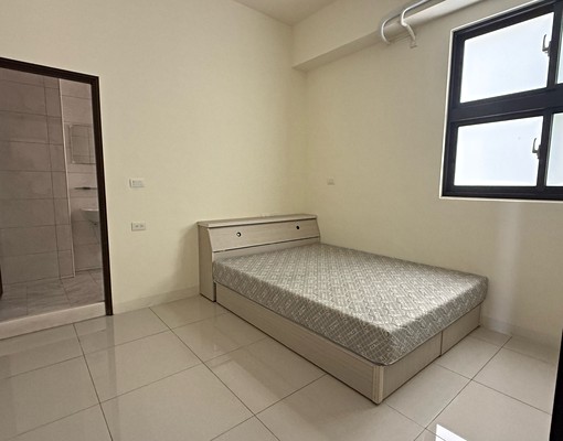 南科港口5年新透天厝(租)六房五衛/設備齊全 - Image 6