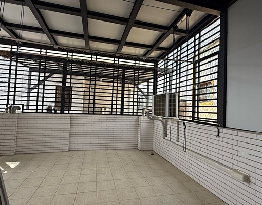 南科港口5年新透天厝(租)六房五衛/設備齊全 - Image 7