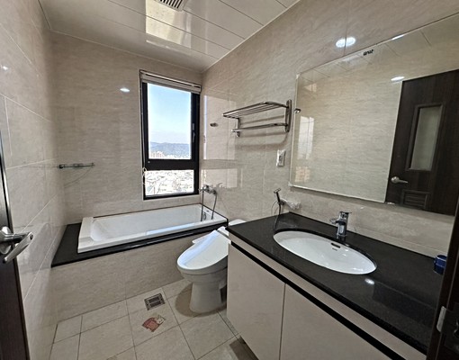 獨家出租上館國小旁頂樓無限大視野大三房含車 - Image 10