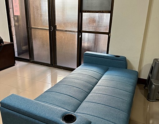 騎車3分鐘台中火車站,lalapo商圈健身公寓,傢俱齊全 - Image 3