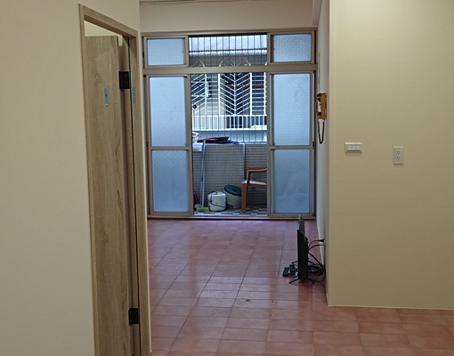 介壽路二段490巷貴族世家轉進來,未捷運G03出口,近麥當勞 - Image 2