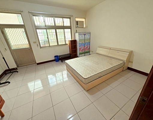 出租~金山大透天 - Image 4