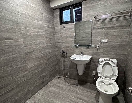 建中街靜巷公寓出租步行八分鐘可達新莊捷運站(非頂加） - Image 4