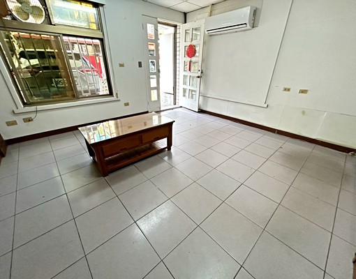 9米面寬忠明南路雙店面住辦合一 - Image 1