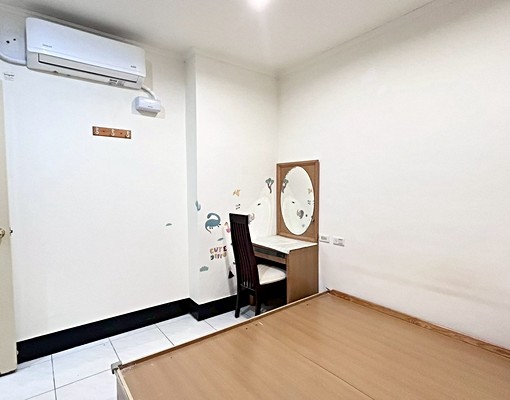 社宅可租補／近五華商圈/稀有低樓層/家具家電齊全2房 - Image 2