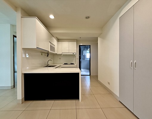 近園區🔹可養寵❗️有平車🔹全室冷氣|台水台電|獨立陽台~ - Image 4