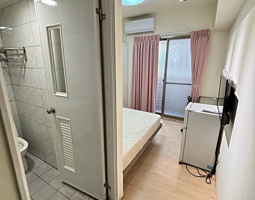 秒殺!近中興大學可寵可租補有汽車平車位可租 - Image 2