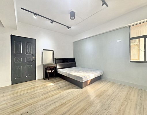 搶❗❗💫近美術館大間套房💫室內機車位💫可租補 - Image 1