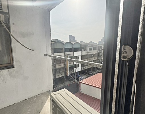 搶❗❗💫近美術館大間套房💫室內機車位💫可租補 - Image 10