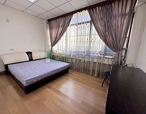 市中心區三房公寓附家具家電 - Image 8