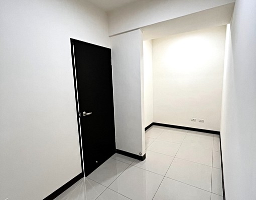 ❤️社會住宅❤️可租補免仲介❤️近海山站、舒適2房,坡平車位 - Image 6