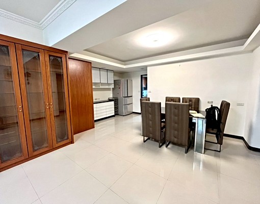 麟光🏠可租補稅籍/正三房大空間/採光通風獨立陽台/機能強 - Image 4