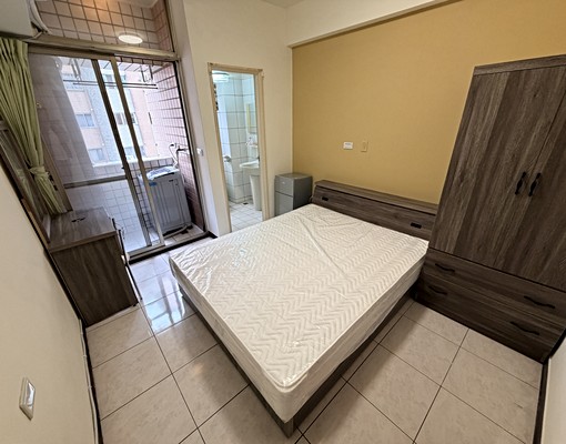 ✨逢甲全新電梯套房✨台水台電✨家具全新✨可雙租補✨可貓✨ - Image 1