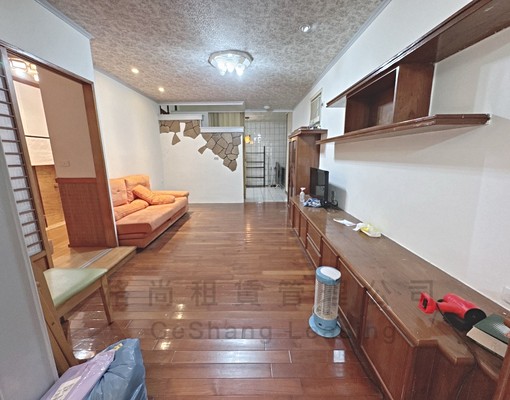 **園區透天6房/一樓有室內車位/可合租/宿舍** - Image 1