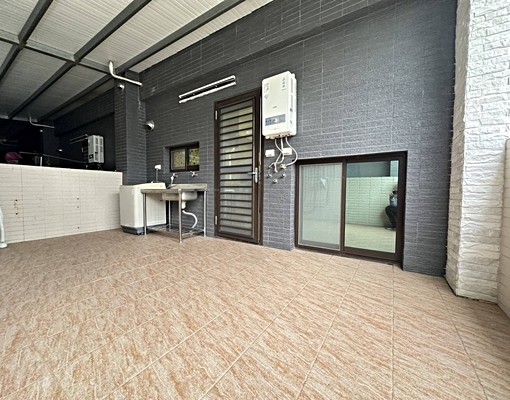 民族路(巨蛋旁)電梯套房/一層一戶/可做工作室 - Image 8