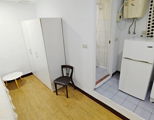 板新✨獨立洗衣✨可租補✨便宜套房✨變頻冷氣✨生活機能強 - 591租屋網 - Image 5