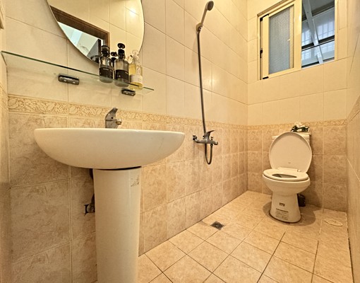 住商育萱大推✅德安商圈大套房✅獨立大露台✅可租補 - Image 6