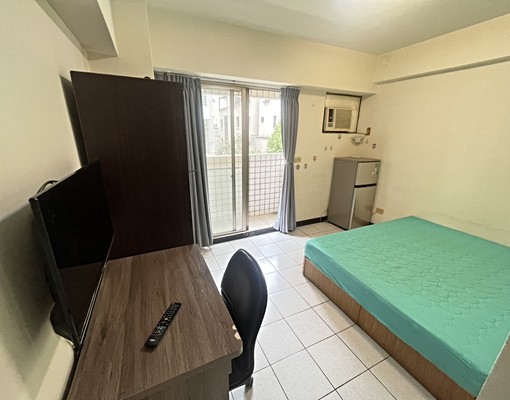 可租補走路一分鐘到榮總東海大學🌟台水電多間套房 - Image 1