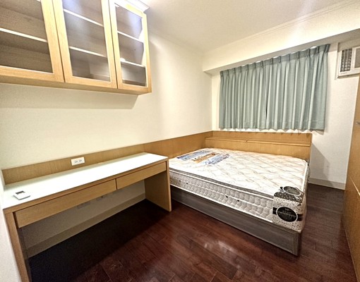 近高應大★稀有大四房尬B2平面車位★明星學區 - Image 8